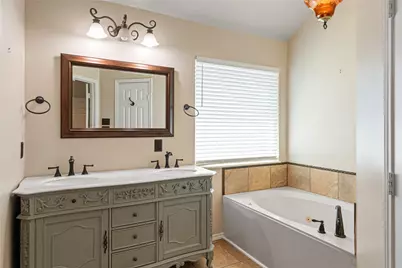 1327 Pegasus Drive, Arlington, TX 76013 - Photo 15