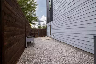 2118 N Carroll Ave, Dallas, TX 75204 - Photo 33