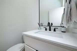 2118 N Carroll Ave, Dallas, TX 75204 - Photo 17