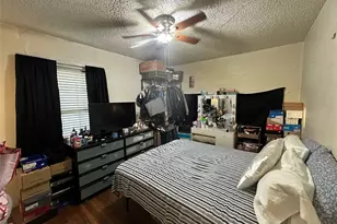 7805 Wanebe Dr, Dallas, TX 75235 - Photo 7