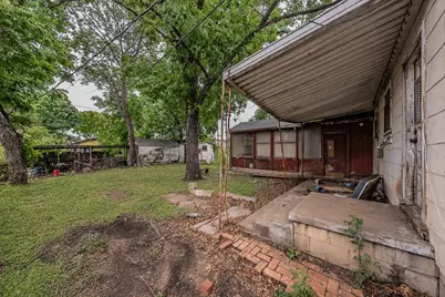 5801 Kilpatrick Avenue, Fort Worth, TX 76107 - Photo 7