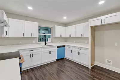 518 Shirley Court, Richardson, TX 75081 - Photo 13