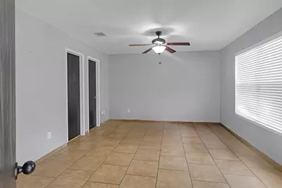 8109 Zephyr Court, Arlington, TX 76002 - Photo 7