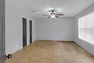 8109 Zephyr Ct, Arlington, TX 76002 - Photo 7