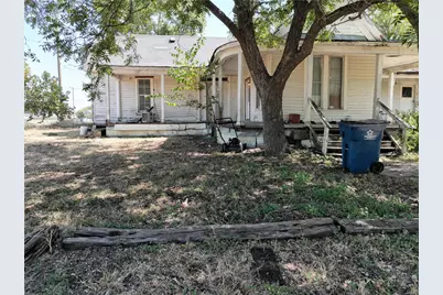 106 N Wesley Street, Itasca, TX 76055 - Photo 1
