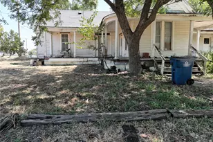 106 N Wesley St, Itasca, TX 76055 - Photo 1