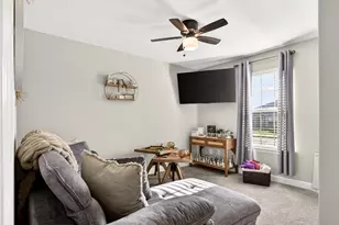 805 Alexandria Ln, Joshua, TX 76058 - Photo 23