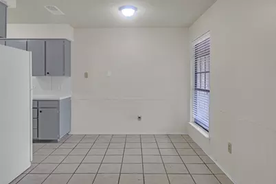 919 Southmoor Drive, Arlington, TX 76010 - Photo 5