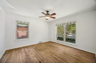 10422 Lake Gardens Dr, Dallas, TX 75218 - Photo 13