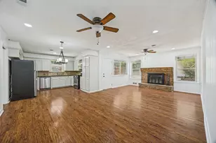 10422 Lake Gardens Dr, Dallas, TX 75218 - Photo 11