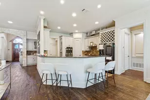 1119 Winding Brook Dr, Garland, TX 75044 - Photo 9