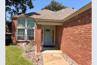 2024 N Saint Andrews Court, Arlington, TX 76011 - Photo 3