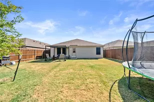 2015 Ava Dr, Ennis, TX 75119 - Photo 17