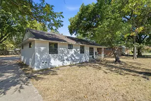 3423 Boulder Dr, Dallas, TX 75233 - Photo 3