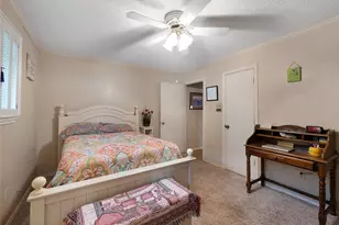 1409 Sun Valley Dr, Garland, TX 75043 - Photo 9