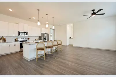 5885 Calmont Avenue #6101, Fort Worth, TX 76107 - Photo 3