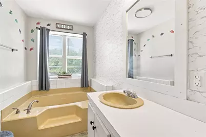 7094 Horseshoe Bend Trail, Weatherford, TX 76087 - Photo 19