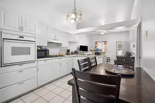 1724 Willow Hollow Dr, Garland, TX 75040 - Photo 7