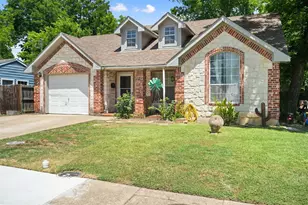 1724 Willow Hollow Dr, Garland, TX 75040 - Photo 3