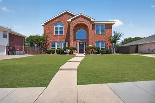 205 Thomas Dr, Murphy, TX 75094 - Photo 1