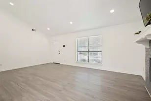 1203 S College St, McKinney, TX 75069 - Photo 9