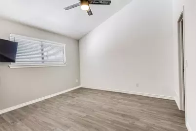 1203 S College Street, McKinney, TX 75069 - Photo 15