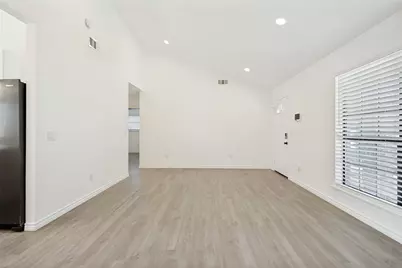1203 S College Street, McKinney, TX 75069 - Photo 9
