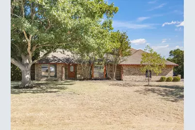 840 Lynn Ann Drive, Red Oak, TX 75154 - Photo 1