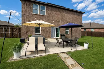 2 Glen Crossings Road, Edgecliff Village, TX 76134 - Photo 15