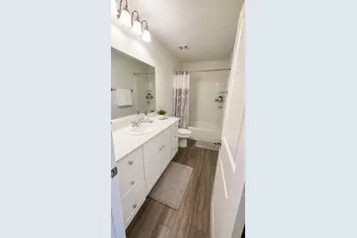 2 Glen Crossings Road, Edgecliff Village, TX 76134 - Photo 11