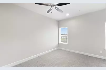 5713 Woodlands Drive, The Colony, TX 75056 - Photo 11