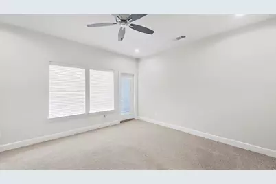 5713 Woodlands Drive, The Colony, TX 75056 - Photo 9