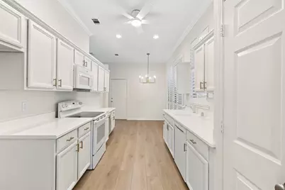1432 Swan Court, Lewisville, TX 75077 - Photo 9