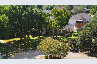 1432 Swan Court, Lewisville, TX 75077 - Photo 3