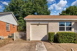 1017 E Spurgeon St, Fort Worth, TX 76115 - Photo 27