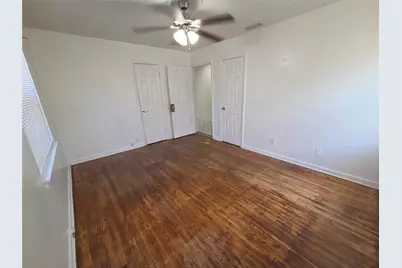 1017 E Spurgeon Street, Fort Worth, TX 76115 - Photo 7