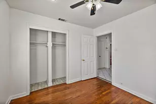 1017 E Spurgeon St, Fort Worth, TX 76115 - Photo 17