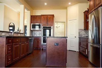 7061 Whispering Oaks, McKinney, TX 75071 - Photo 11