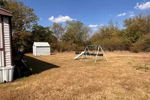 520 N Mlk Ave, Wortham, TX 76693 - Photo 5