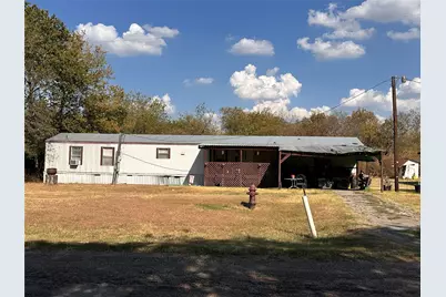520 N Mlk Avenue, Wortham, TX 76693 - Photo 3