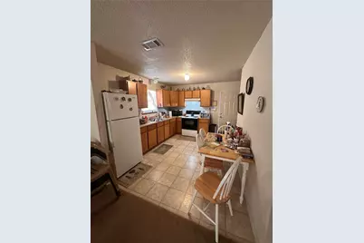 520 N Mlk Avenue, Wortham, TX 76693 - Photo 17