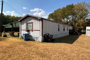 520 N Mlk Ave, Wortham, TX 76693 - Photo 7