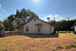 520 N Mlk Ave, Wortham, TX 76693 - Photo 9