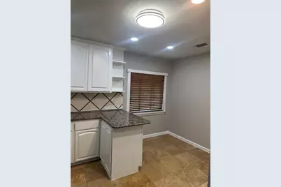 6365 Malcolm Drive, Dallas, TX 75214 - Photo 5