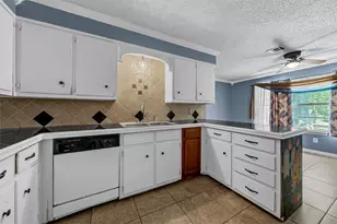 739 N Old Robinson Rd, Robinson, TX 76706 - Photo 11