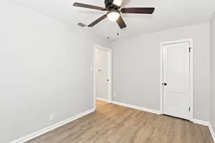 4328 Waits Ave, Fort Worth, TX 76133 - Photo 7