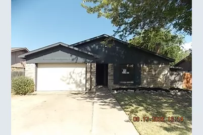 3425 Doolittle Drive, Arlington, TX 76014 - Photo 1