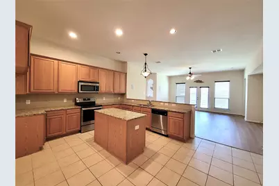 4805 Prairie Aster Drive, Garland, TX 75043 - Photo 3