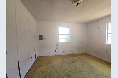 307 E Weaver Avenue, Alvarado, TX 76009 - Photo 11