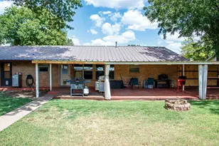 1009 W Edwards, Olney, TX 76374 - Photo 17